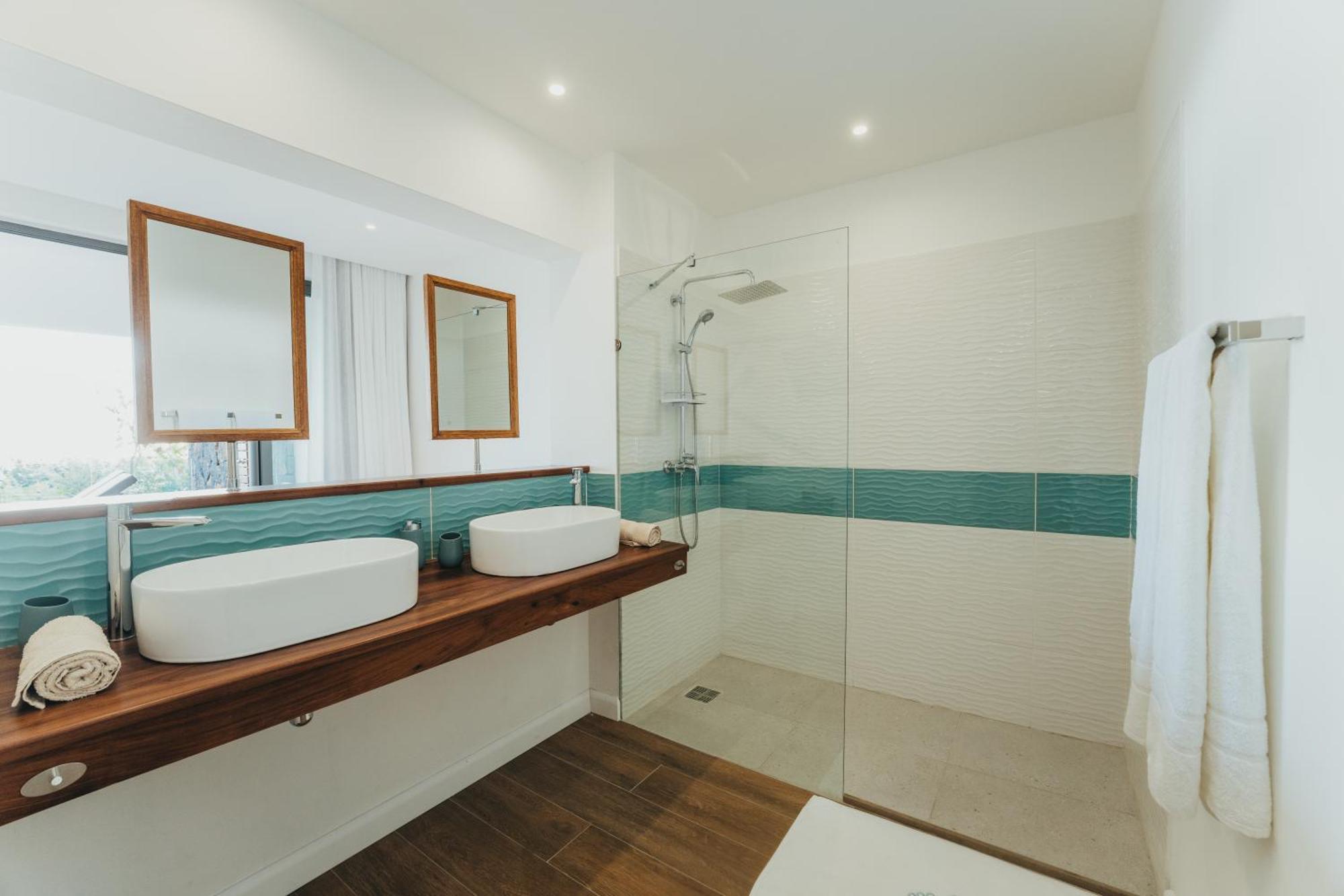 Appartement De Luxe Piscine Et Vue Mer Rivière Noire Εξωτερικό φωτογραφία