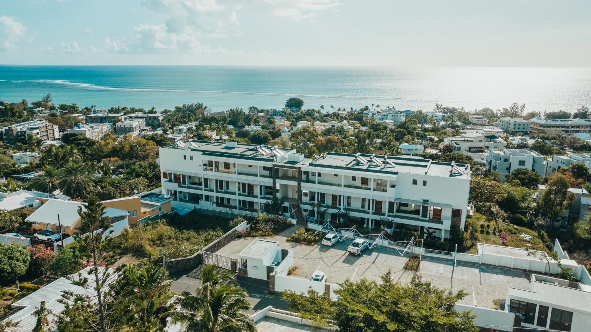 Appartement De Luxe Piscine Et Vue Mer Rivière Noire Εξωτερικό φωτογραφία