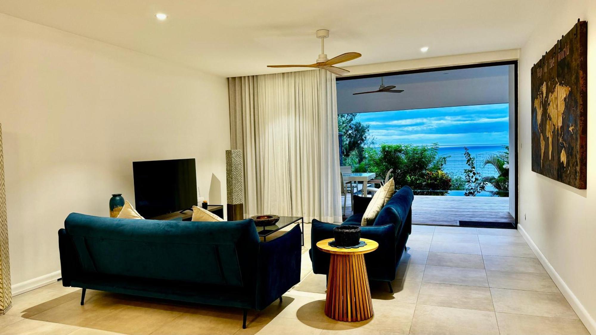 Appartement De Luxe Piscine Et Vue Mer Rivière Noire Εξωτερικό φωτογραφία